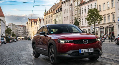 Mazda a încheiat un acord cu Panasonic, pentru furnizare de baterii Mazda a încheiat un acord cu Panasonic, pentru furnizare de baterii - Photo