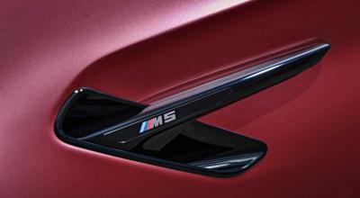 Teaser: noul BMW M5 va primi o grilă dublă iluminată Teaser: noul BMW M5 va primi o grilă dublă iluminată - Photo