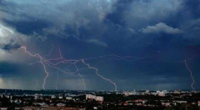 După Cod Roșu de caniculă, vine Cod Galben de ploi! - Photo