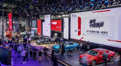 Chinezii introduc subvenții pentru oamenii care schimbă mașinile termice cu cele electrice - Photo