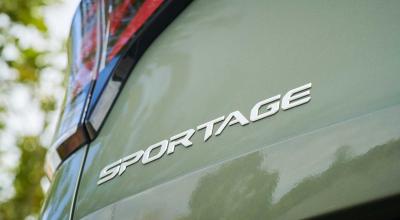 Noul Kia Sportage a fost surprins în câteva imagini spion! Are o parte frontală revizuită Noul Kia Sportage a fost surprins în câteva imagini spion! Are o parte frontală revizuită - Photo
