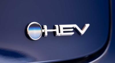 Studiu: un SUV termic emite de 6.7 ori mai multe gaze cu efect de seră decât un SUV electric pe baterii - Photo