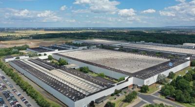 Cererea redusă pentru mașinile electrice schimbă planurile Volkswagen. Intenția de a construi 6 fabrici - eșuată Cererea redusă pentru mașinile electrice schimbă planurile Volkswagen. Intenția de a construi 6 fabrici - eșuată - Photo