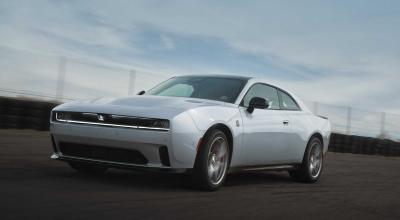 Începând cu 2026, Dodge Charger electric va primi o versiune cu baterie solidă Începând cu 2026, Dodge Charger electric va primi o versiune cu baterie solidă - Photo