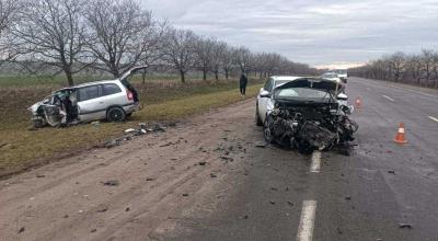 Accident grav în nordul țării. Un șofer a ieșit la depășire fără să se asigure - Photo