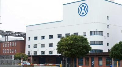 Confirmat! Volkswagen poartă discuții cu producători chinezi, pentru a vinde uzinele din Germania Confirmat! Volkswagen poartă discuții cu producători chinezi, pentru a vinde uzinele din Germania - Photo