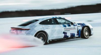 (FOTO) Record mondial cu un Porsche Taycan GTS! A parcurs 17 km în drift non-stop (FOTO) Record mondial cu un Porsche Taycan GTS! A parcurs 17 km în drift non-stop - Photo