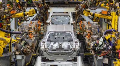 Încă o criză în industria auto? Nissan reduce producția și oferă pachete de plecare angajaților Încă o criză în industria auto? Nissan reduce producția și oferă pachete de plecare angajaților - Photo