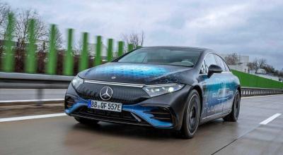 Mercedes face revoluție în industrie și testează o baterie solid-state, care va genera 1.000 km autonomie Mercedes face revoluție în industrie și testează o baterie solid-state, care va genera 1.000 km autonomie - Photo