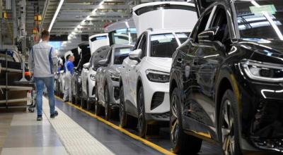 UE investește masiv în dezvoltarea mașinilor electrice. Oficialii anunță despre 100 de milioane de euro UE investește masiv în dezvoltarea mașinilor electrice. Oficialii anunță despre 100 de milioane de euro - Photo