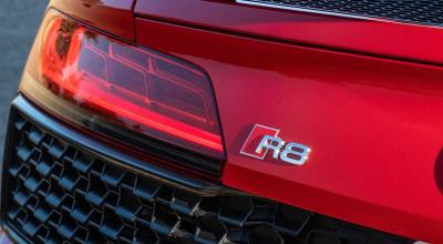 Audi R8 revine în forță. Supercarul va oferi 920 CP și va avea un șasiu din aluminiu Audi R8 revine în forță. Supercarul va oferi 920 CP și va avea un șasiu din aluminiu - Photo