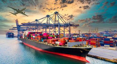 SUA introduce taxe vamale de 25% pentru mașinile importate: exporturile europene grav afectate SUA introduce taxe vamale de 25% pentru mașinile importate: exporturile europene grav afectate - Photo