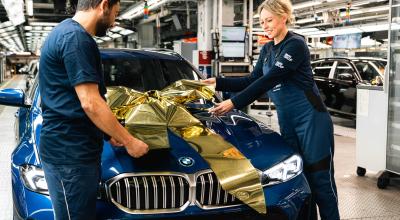BMW atinge pragul de 3 milioane de vehicule electrificate produse - aniversare specială la uzina din Munchen BMW atinge pragul de 3 milioane de vehicule electrificate produse - aniversare specială la uzina din Munchen - Photo