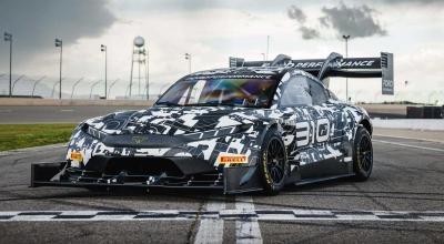 Ford aduce la Pikes Peak un nou prototip electric radical, inspirat de Mustang Mach-E Ford aduce la Pikes Peak un nou prototip electric radical, inspirat de Mustang Mach-E - Photo