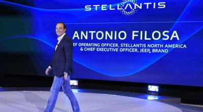 Stellantis are un nou CEO: Antonio Filosa, care va câștiga până la 23 milioane dolari anual din 2028 Stellantis are un nou CEO: Antonio Filosa, care va câștiga până la 23 milioane dolari anual din 2028 - Photo