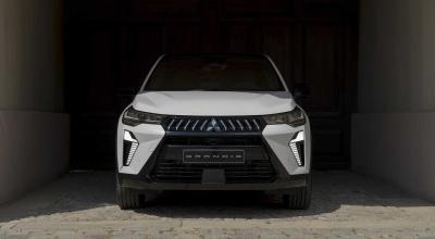 (FOTO) Mitsubishi Grandis revine în gamă. Noul SUV compact debutează pe platforma Renault (FOTO) Mitsubishi Grandis revine în gamă. Noul SUV compact debutează pe platforma Renault - Photo