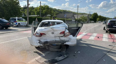 Accident rutier la Cimișlia. Trei mașini implicate și un copil de trei ani speriat în urma coliziunii - Photo