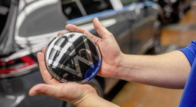 Lovitură pentru Volkswagen! Curtea Europeană confirmă răspunderea producătorilor auto pentru manipularea emisiilor Lovitură pentru Volkswagen! Curtea Europeană confirmă răspunderea producătorilor auto pentru manipularea emisiilor - Photo