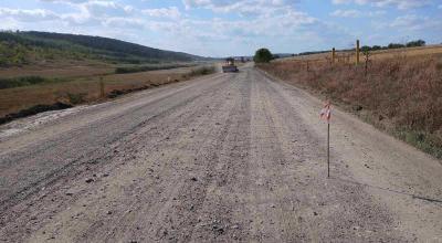 Încep lucrările de reparație pe un nou sector al drumului regional G106, Anenii Noi - Photo