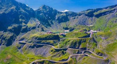 Transfăgărășanul, pe cale să devină drum cu taxă? Autoritățile vor să pună capăt dezordinii din zonă - Photo