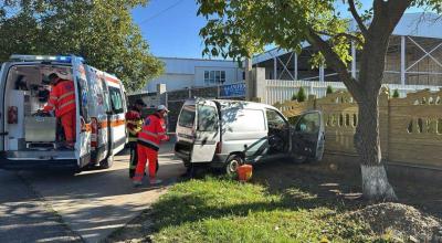 Șoferul unui Citroen a decedat, după ce ar fi provocat un accident rutier. Poliția: i s-ar fi făcut rău și a pierdut controlul - Photo