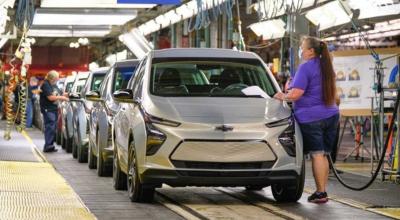 General Motors a pierdut 1.6 miliarde de dolari, după ce a redus producția mașinilor electrice - Photo