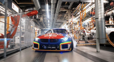 Un BMW, 1.100 CP și o hală - formula pentru o stare de bine sau cum un pilot a transformat uzina bavareză în circuit - Photo