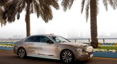 Mercedes va oferi servicii de robotaxi - Photo