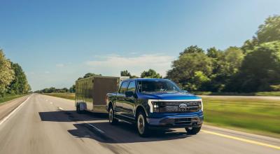 Cariera lui F-150 Lightning se apropie de final. Cu această ocazie, Ford pregătește o versiune nouă cu motor pe benzină - Photo