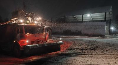 (FOTO) A nins în nordul și centrul țării. Drumarii au intervenit pentru a combate lunecușul - Photo