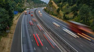 Franța trage linie. Dacă depășești limita de viteză, ajungi la închisoare - Photo