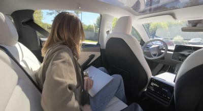 Tesla introduce taxe pentru curățenie în robotaxi. Pot ajunge până la 150 de dolari, în funcție de mizeria pe care o lasă pasagerii - Photo