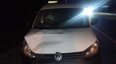 Grav accident în raionul Teleneşti. O femeie a fost tamponată pe trecere de pietoni - Photo