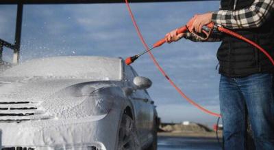 Ministrul Mediului avertizează că spălătoriile auto neconforme vor fi închise - Photo