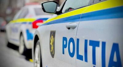 Un tânăr a decedat, după ce mașina în care se afla a derapat de pe traseu și s-a izbit într-un parapet - Photo