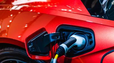 Comisarii UE, dezamăgiți de mașinile electrice. Drumul spre Strasbourg îi obligă să facă opriri pentru încărcare - Photo