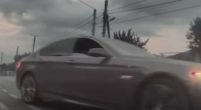 Un tânăr de doar 19 ani, fără permis, ar fi pierdut controlul asupra mașinii și era la un pas de a lovi un pieton pe trecere - Photo