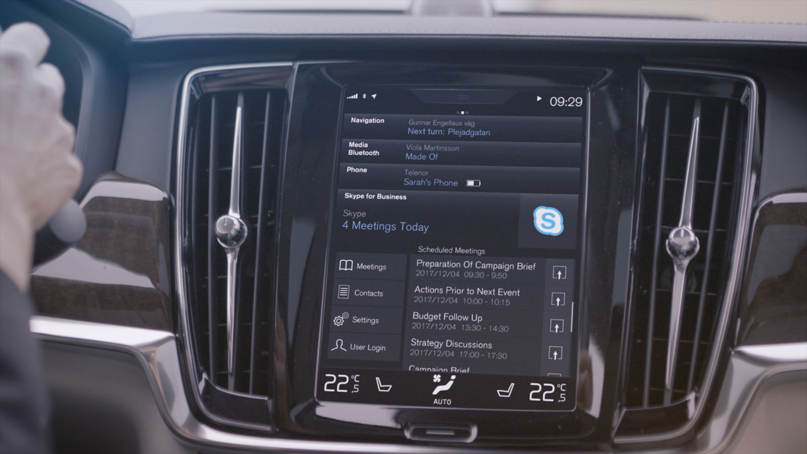 Skype for Business meeting list in car